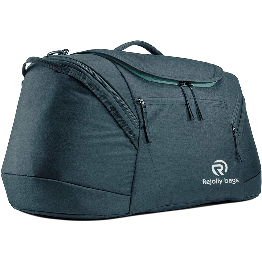 Вместительная дорожная сумка для лыж и сноуборда туда и обратно